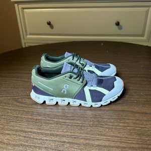 Women’s On Cloud Shoes